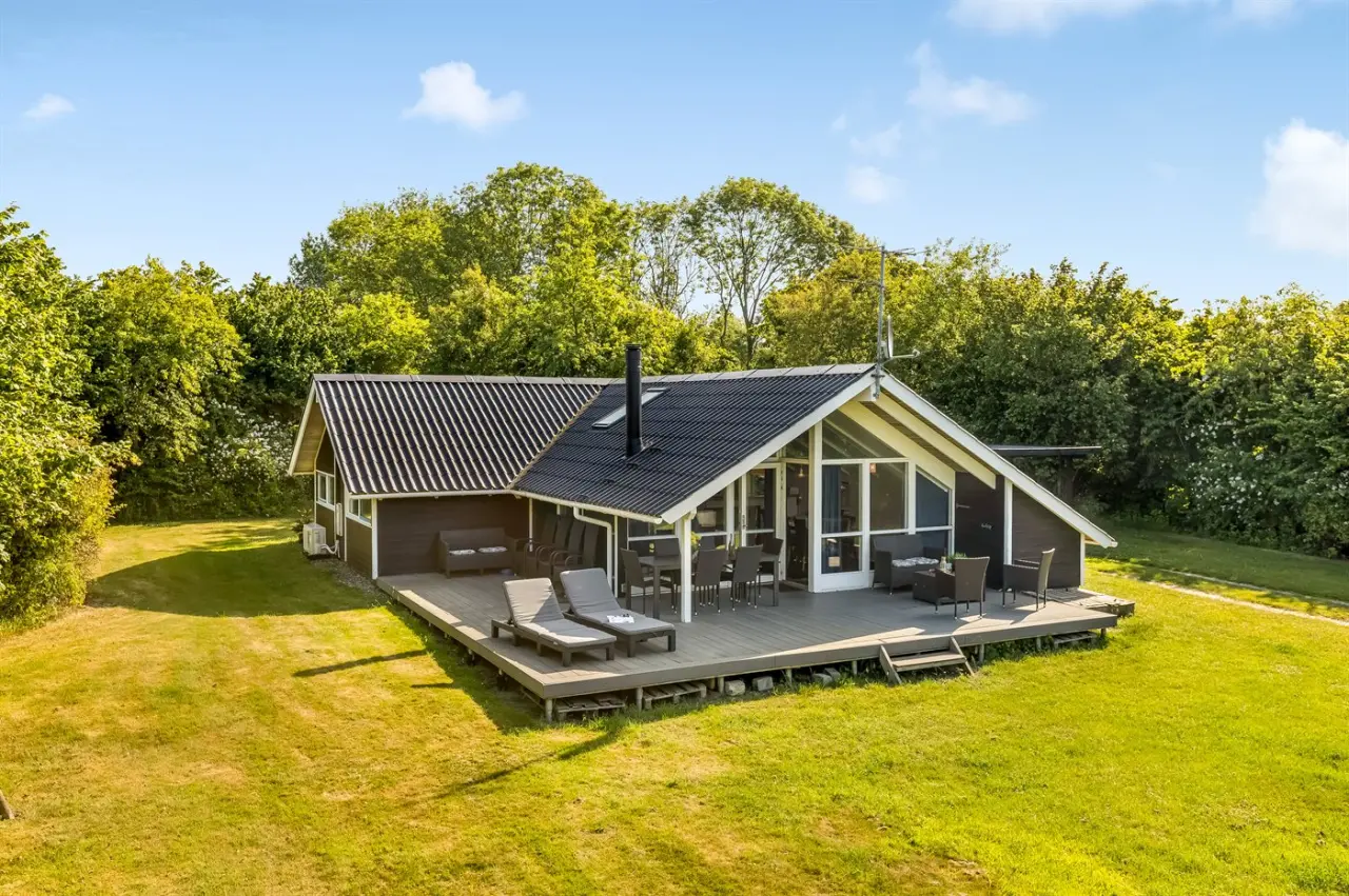 98 m&sup2; Ferienhaus 4 Schlafzimmer 8 G&auml;ste
