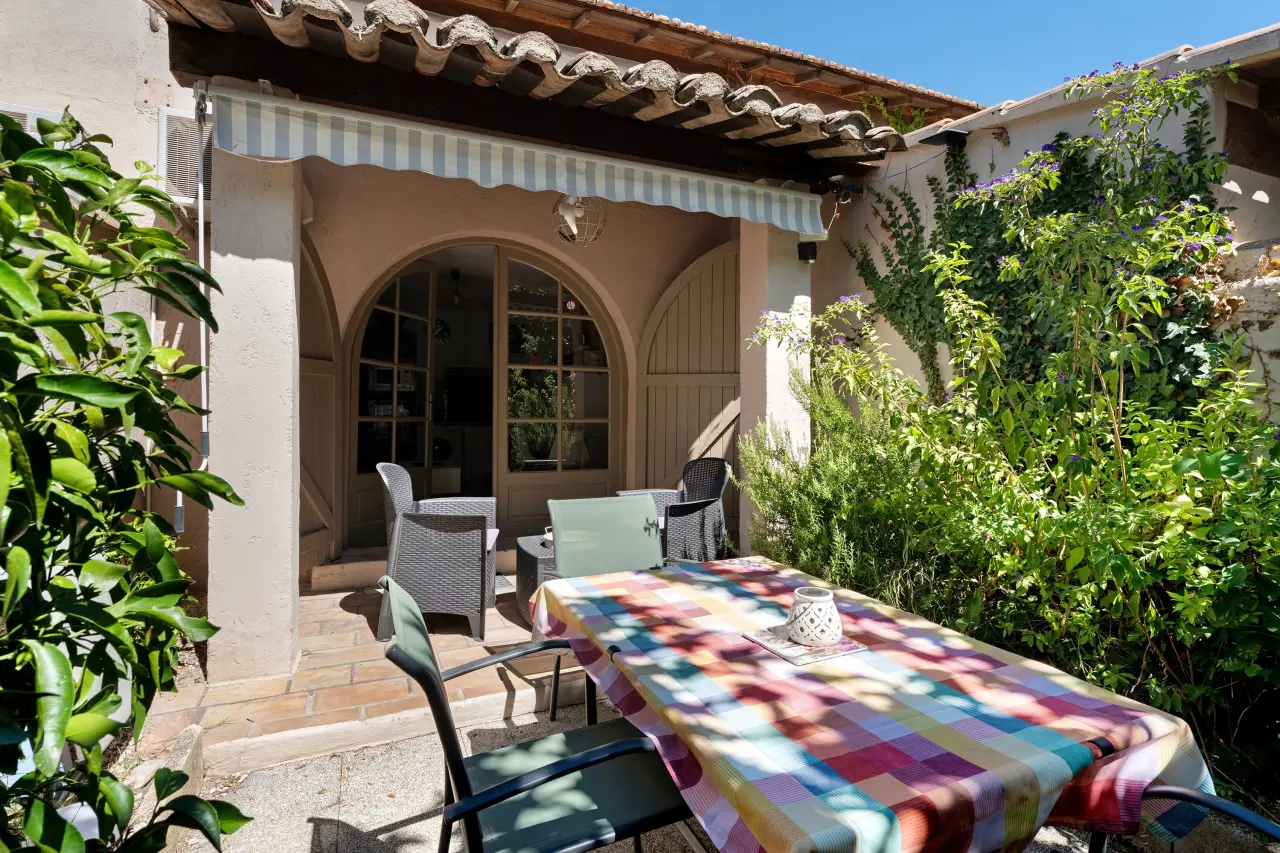 45 M² Maison De Vacances ∙ 1 Chambre ∙ 3 Personnes - Salon-de-Provence