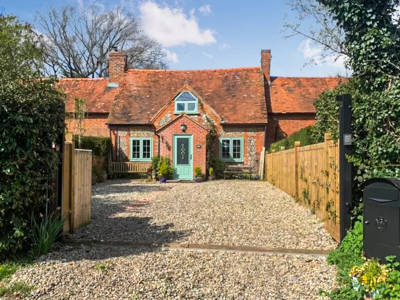 Cottage ∙ 3 Bedrooms ∙ 6 Guests - Buckinghamshire