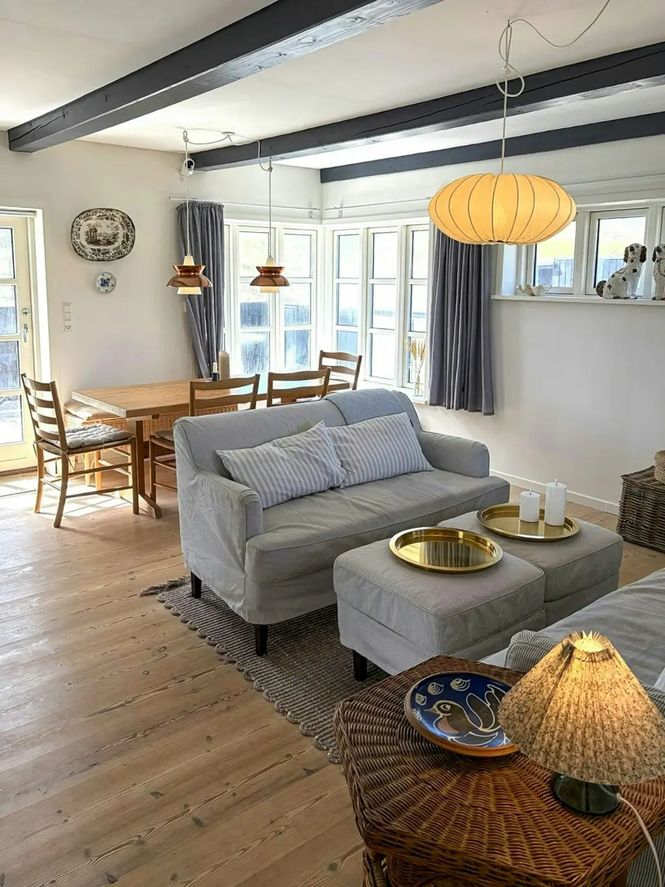 Stråtækt sommerhus ved Vesterhavet i Blokhus
