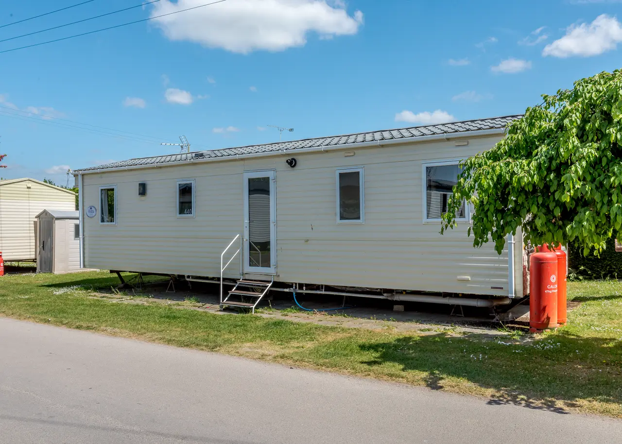 Caravan ∙ 3 Bedrooms ∙ 6 Guests - Hampshire