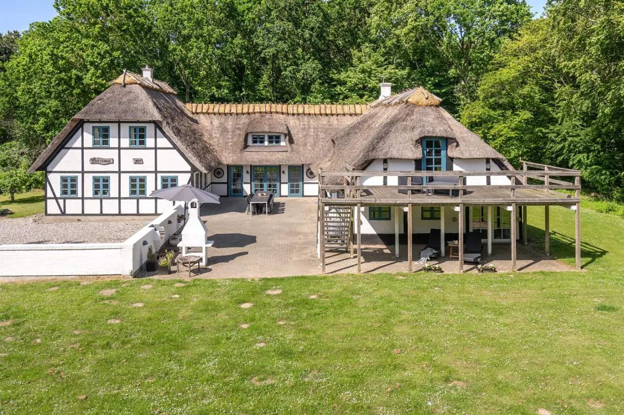 429 m&sup2; Ferienhaus 9 Schlafzimmer 16 G&auml;ste
