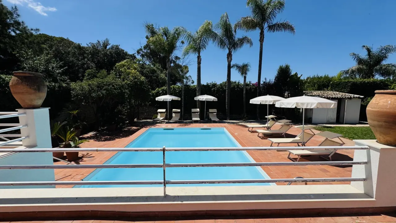 150 M² House ∙ 2 Bedrooms ∙ 4 Guests - Modica