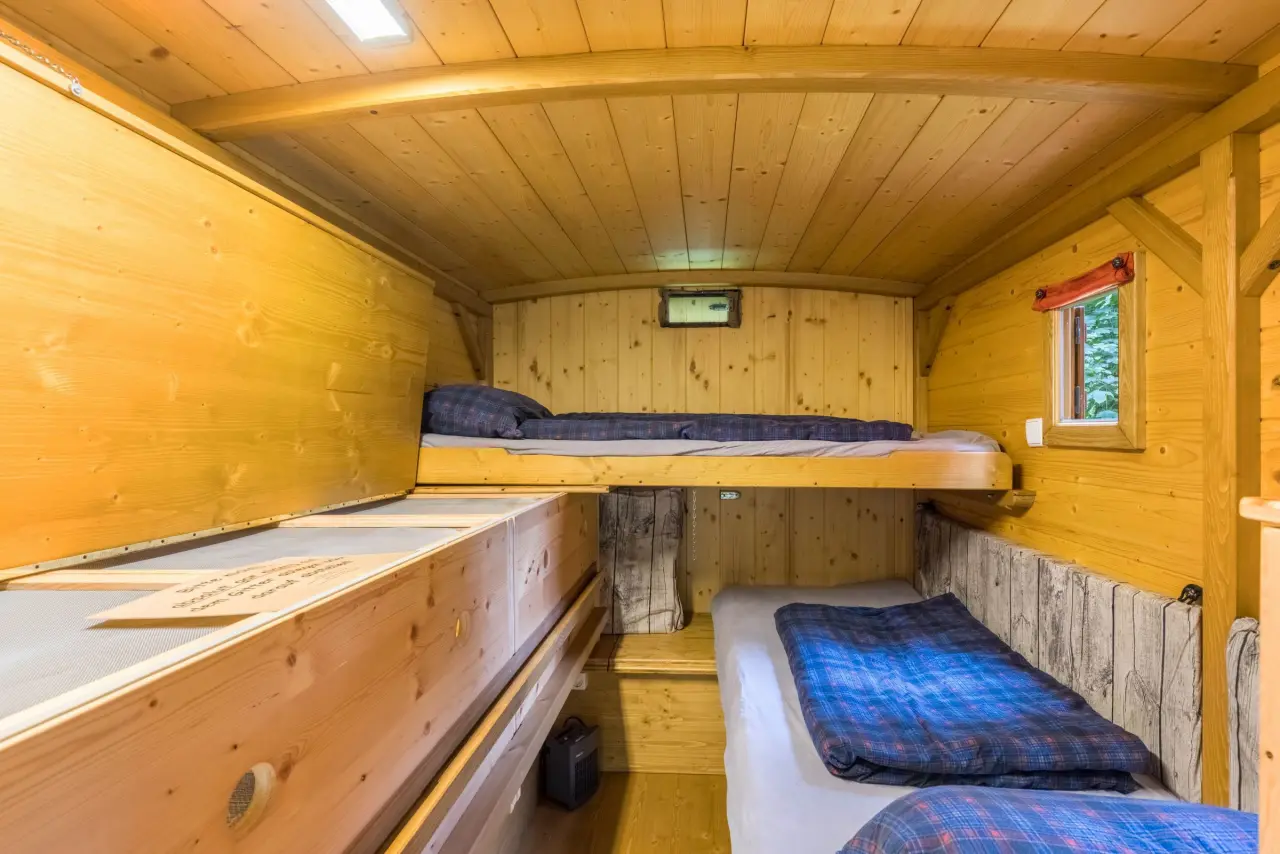 Caravan ∙ 1 Bedroom ∙ 2 Guests - Black Forest