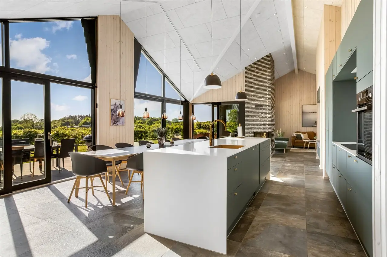 185 m&sup2; Ferienhaus 5 Schlafzimmer 12 G&auml;ste