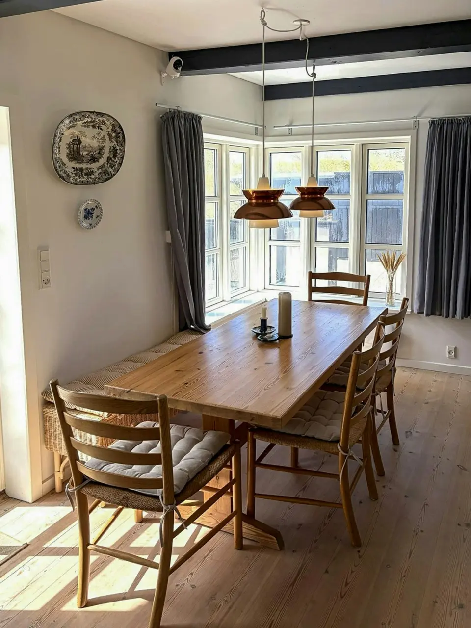 Stråtækt sommerhus ved Vesterhavet i Blokhus