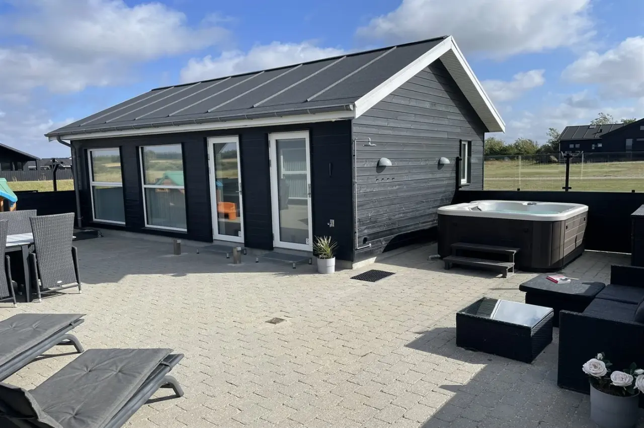 161 m&sup2; Ferienhaus 4 Schlafzimmer 8 G&auml;ste
