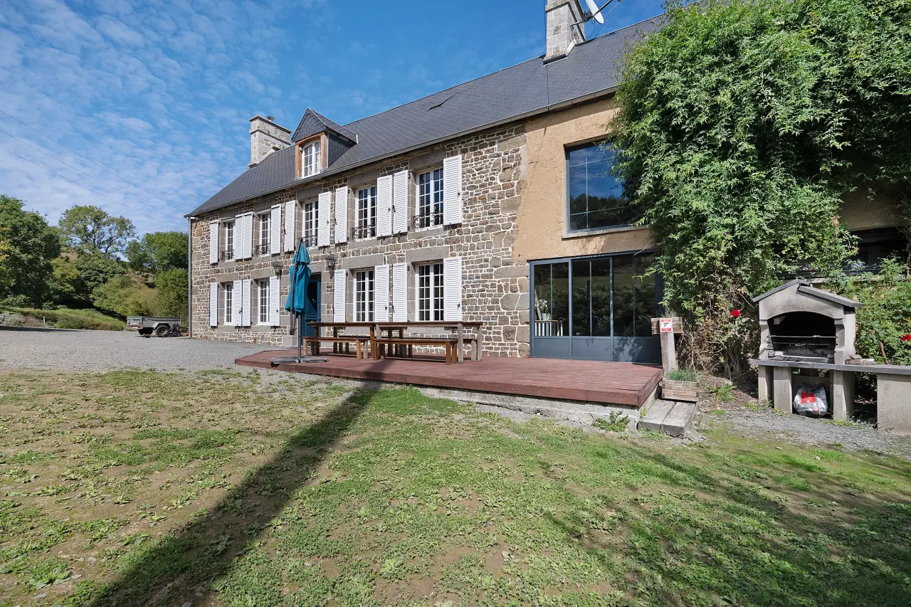 200 M² Maison De Campagne ∙ 4 Chambres ∙ 17 Personnes - Manche