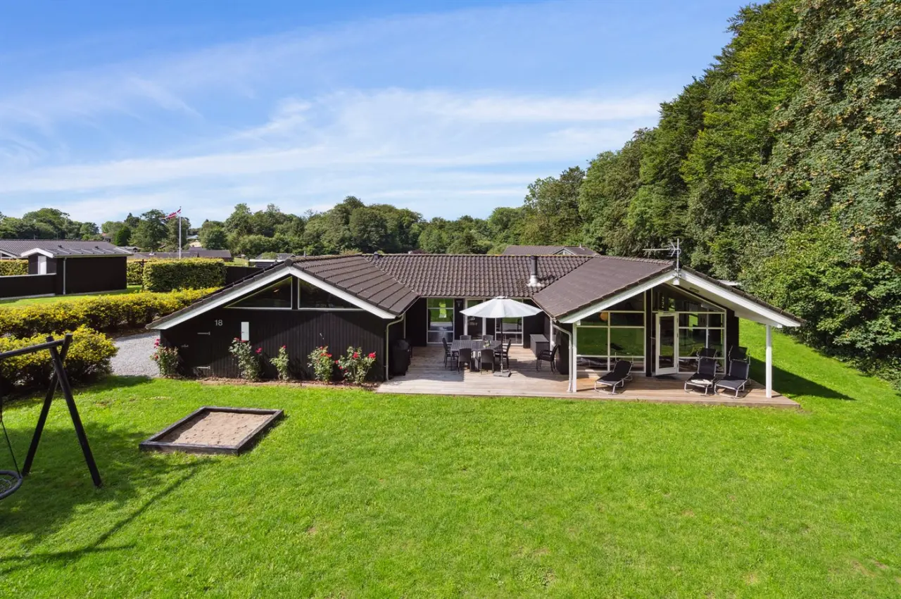 147 m&sup2; Ferienhaus 4 Schlafzimmer 10 G&auml;ste