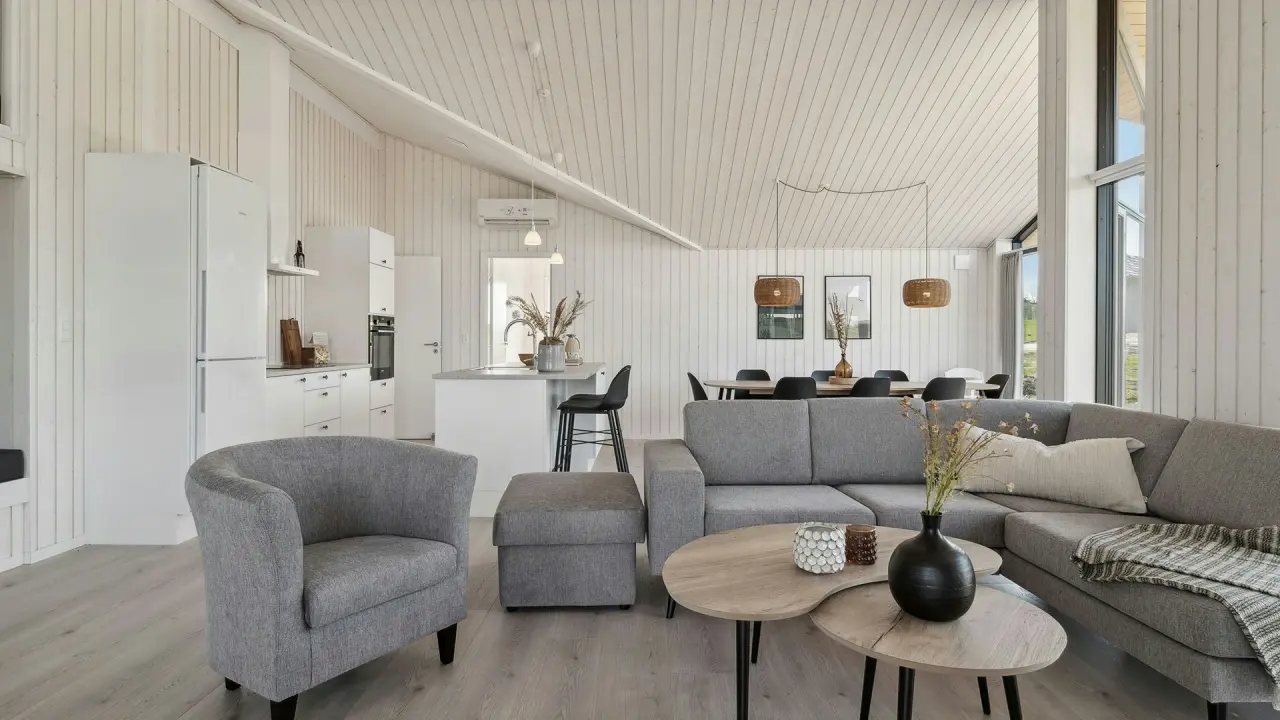 Moderne sommerhus med sauna nær stranden på Møn