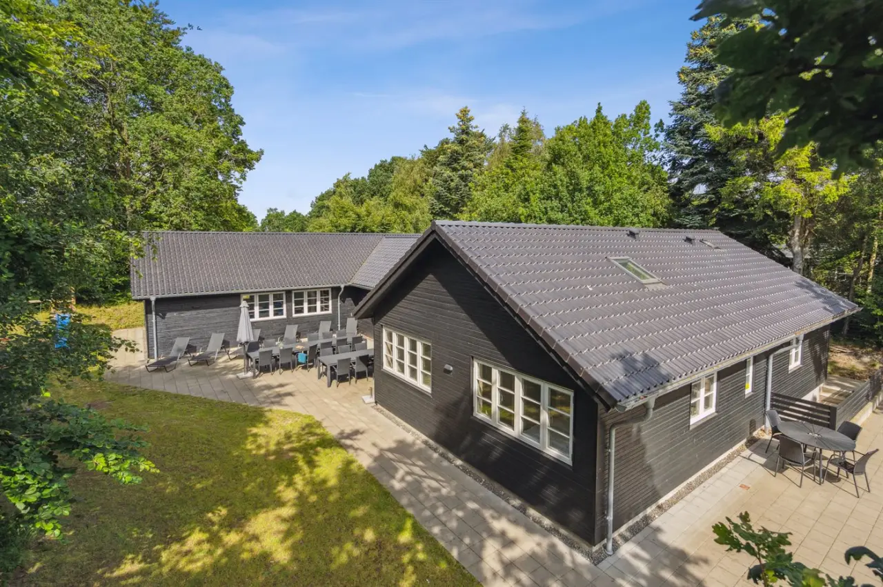 333 m&sup2; Ferienhaus 9 Schlafzimmer 20 G&auml;ste
