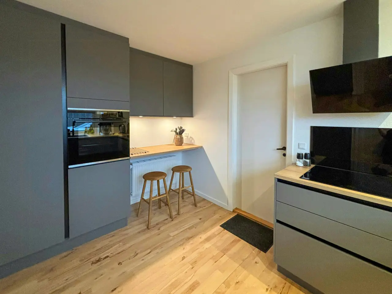 Hus mellem Skagens to kyster og gågade