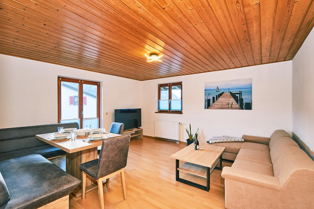91 M² Ferienwohnung ∙ 2 Schlafzimmer ∙ 5 Gäste - Aschau im Chiemgau