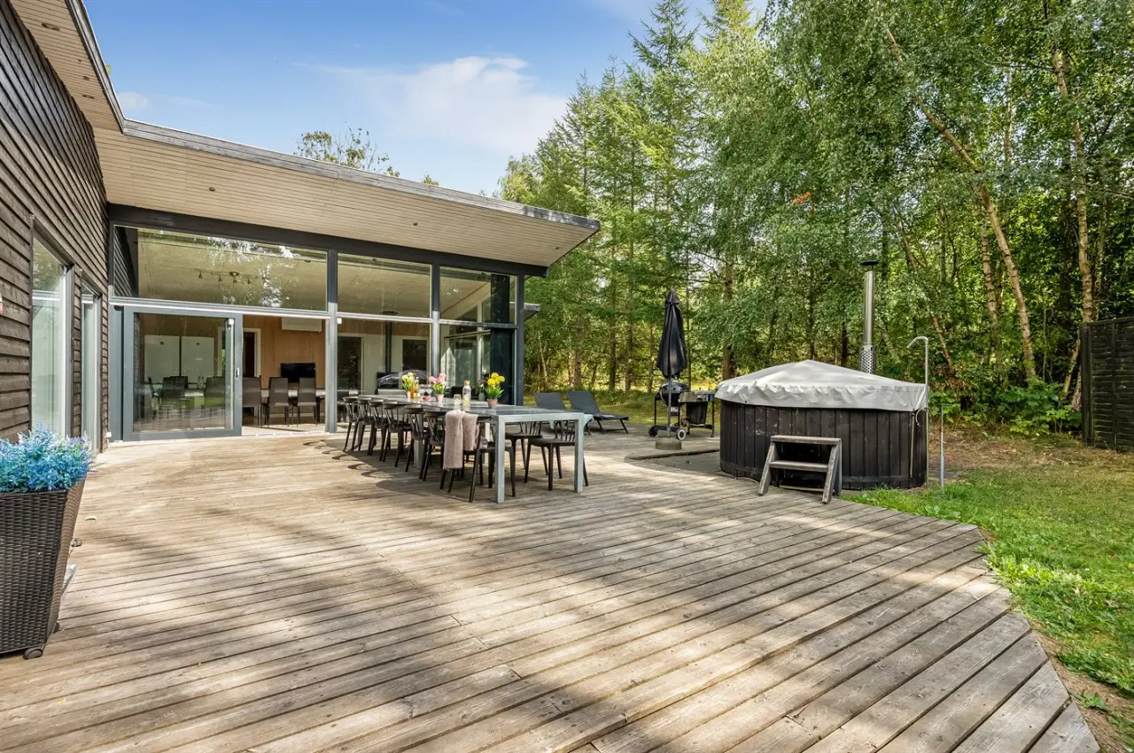 192 m&sup2; Ferienhaus 6 Schlafzimmer 14 G&auml;ste
