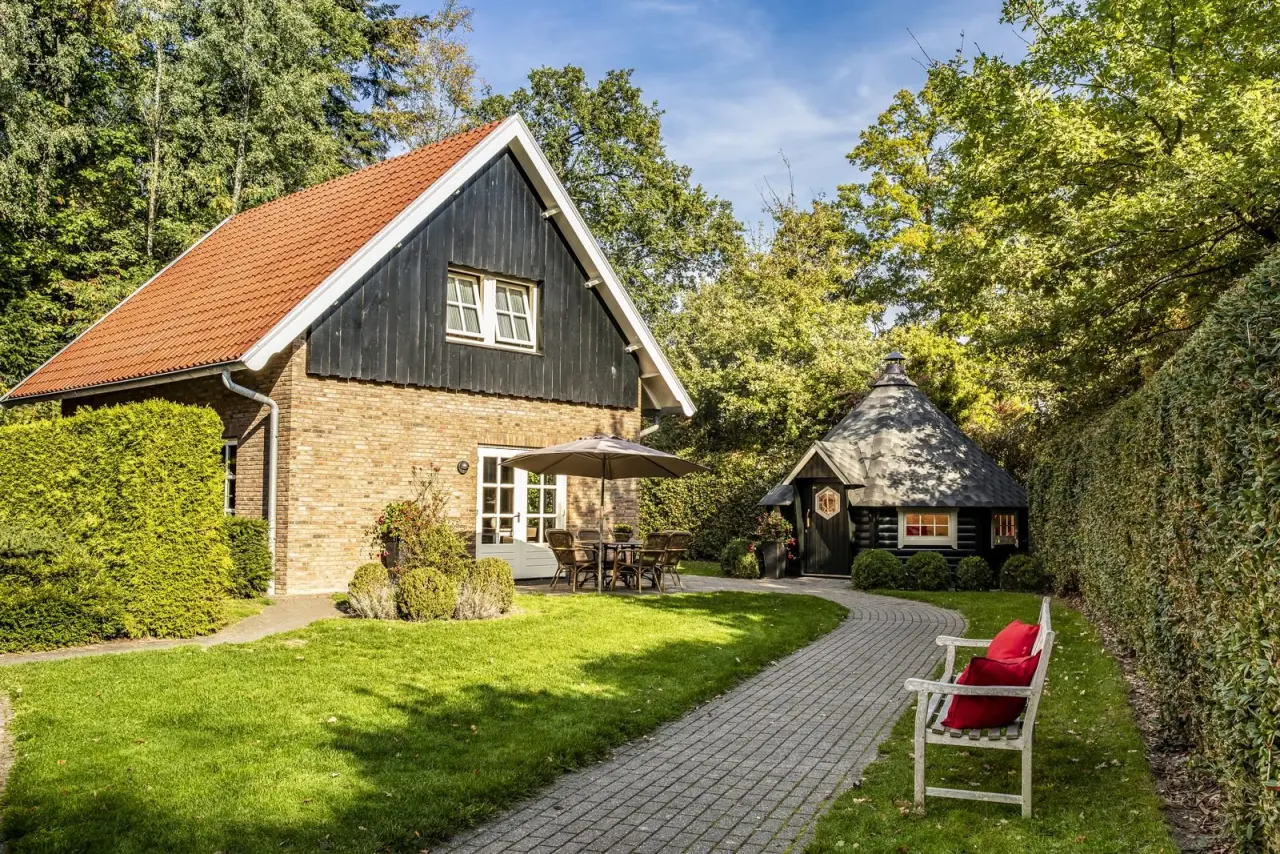 200 M² Villa ∙ 8 Bedrooms ∙ 16 Guests - Bad Bentheim