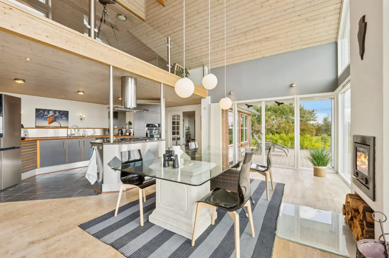 302 m&sup2; Ferienhaus 5 Schlafzimmer 10 G&auml;ste