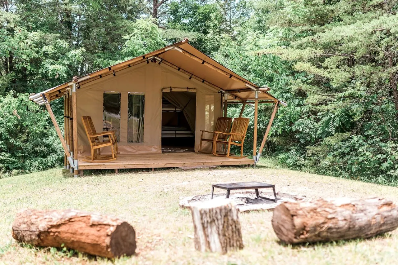 Camping ∙ 2 Habitaciones ∙ 6 Huéspedes - Knoxville, TN