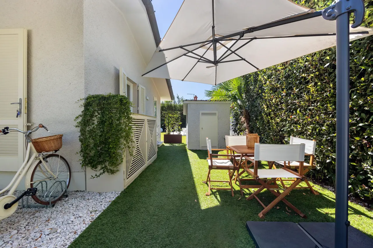 35 M² Ferienwohnung ∙ 1 Schlafzimmer ∙ 3 Gäste - Forte dei Marmi