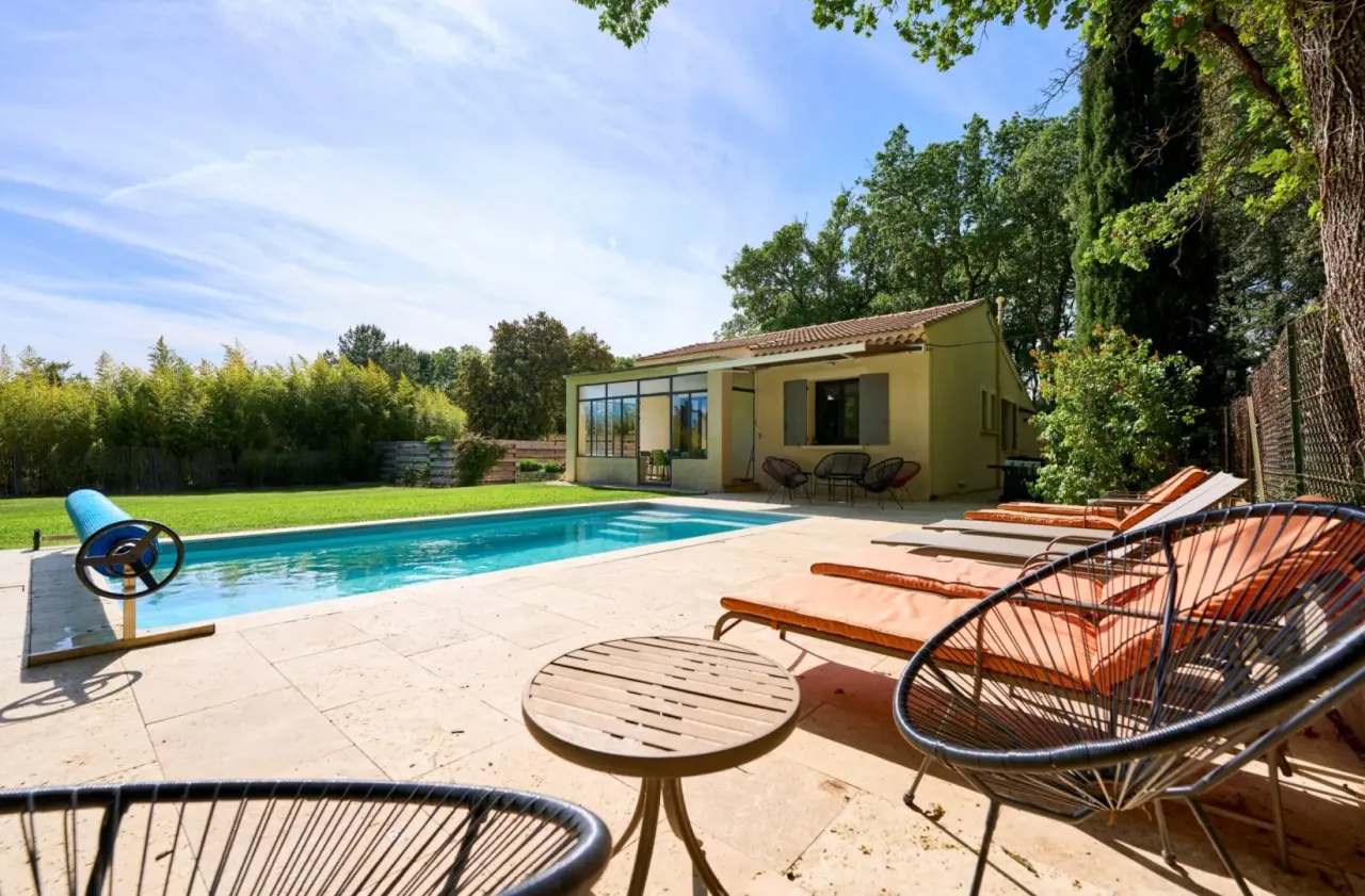110 M² Casa ∙ 3 Habitaciones ∙ 8 Huéspedes - Monteux