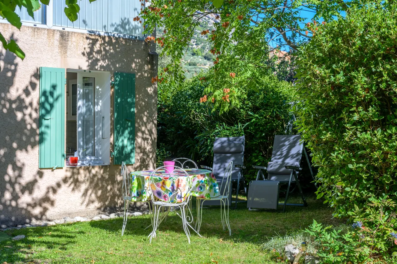 41 M² Huis ∙ 1 Slaapkamer ∙ 2 Gasten - Buis-les-Baronnies