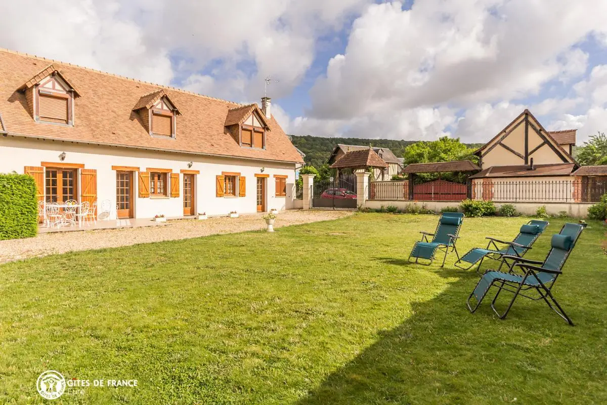 98 m&sup2; G&icirc;te 3 Schlafzimmer 6 G&auml;ste