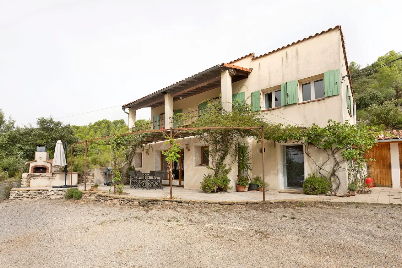 120 M² Maison De Vacances ∙ 2 Chambres ∙ 5 Personnes - Aups
