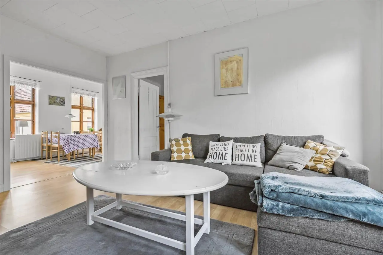 4725 Aakirkeby - Søndre Landevej 208