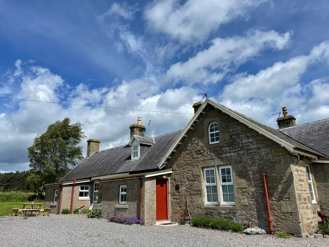 Cottage ∙ 3 Bedrooms ∙ 6 Guests - Inverness