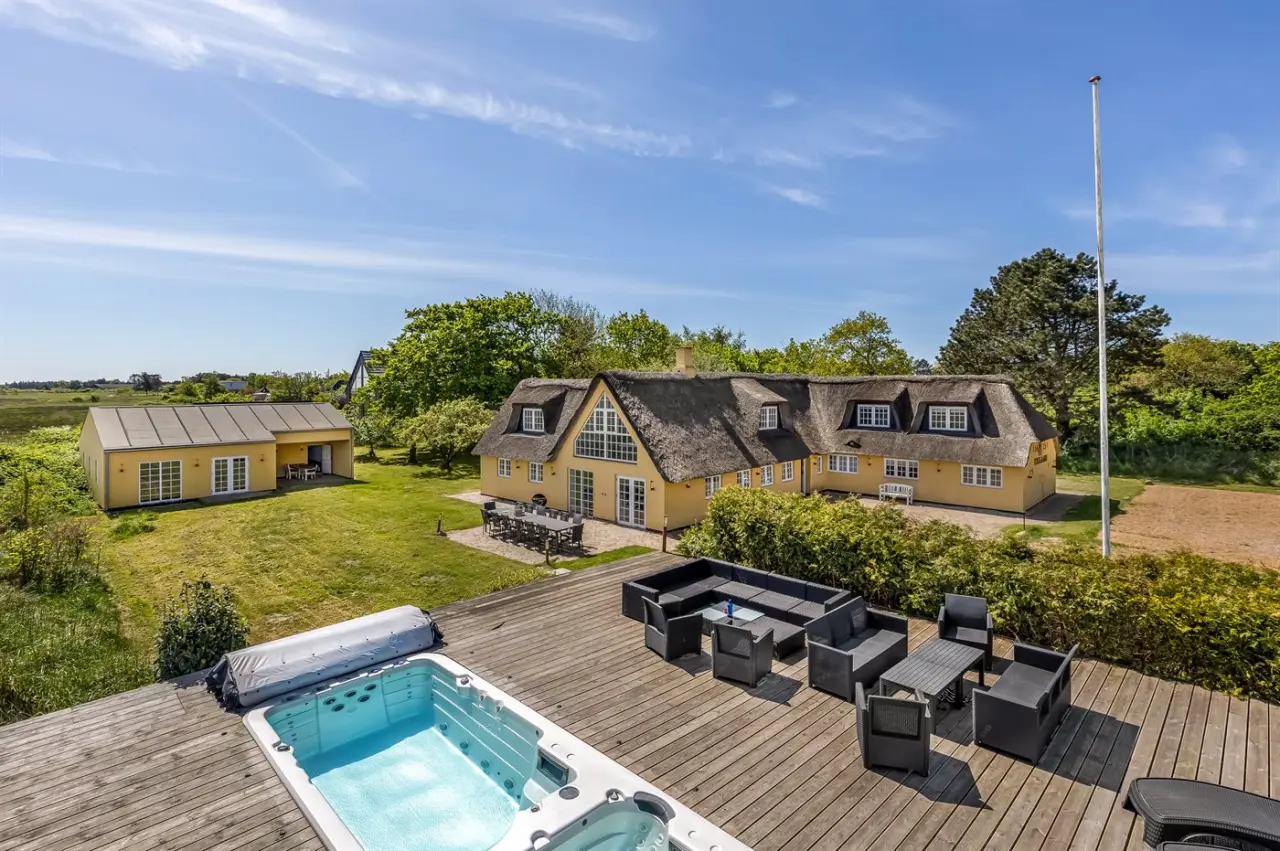365 m&sup2; Ferienhaus 6 Schlafzimmer 16 G&auml;ste
