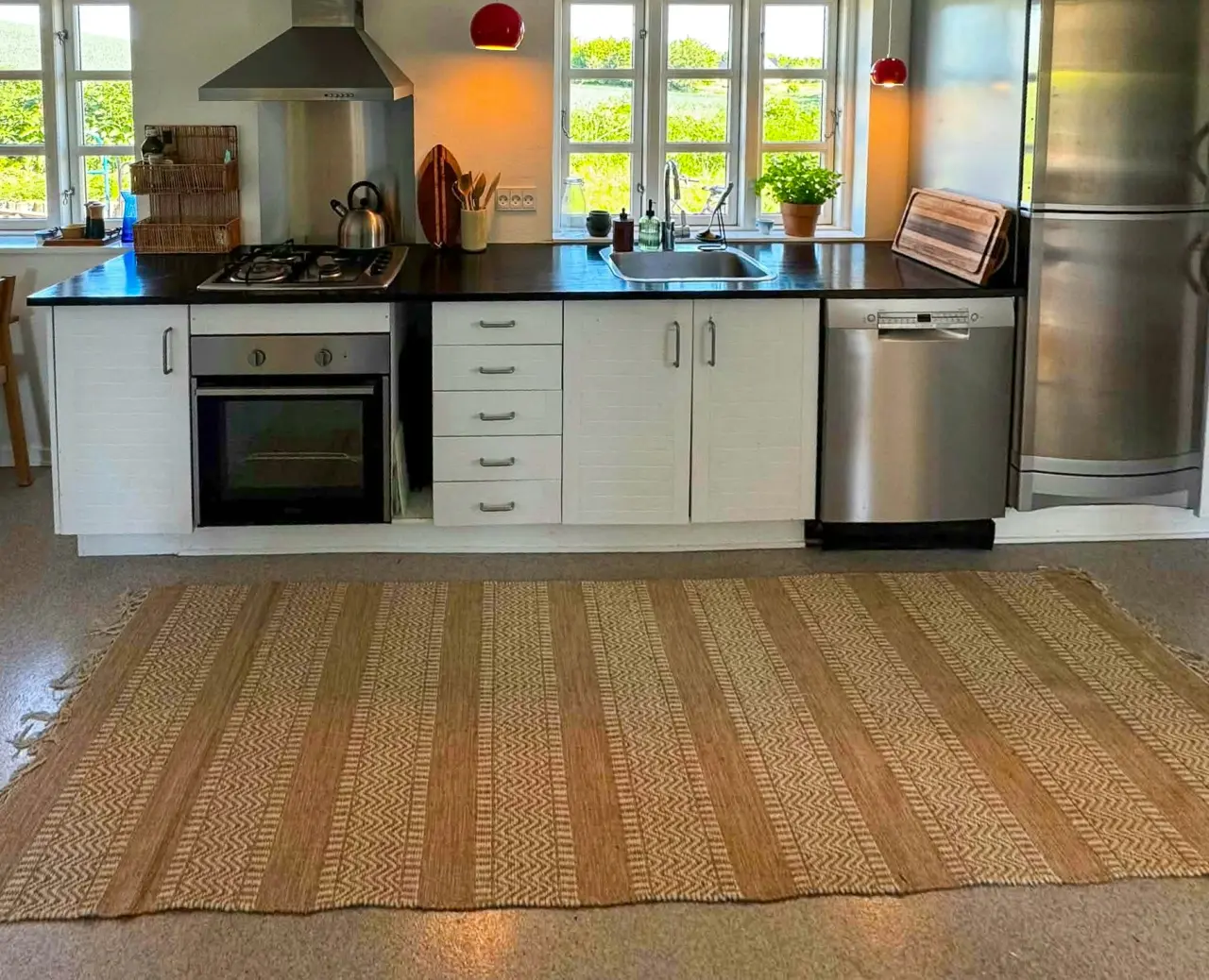 Sommerhus mellem markerne nær Møns Klint