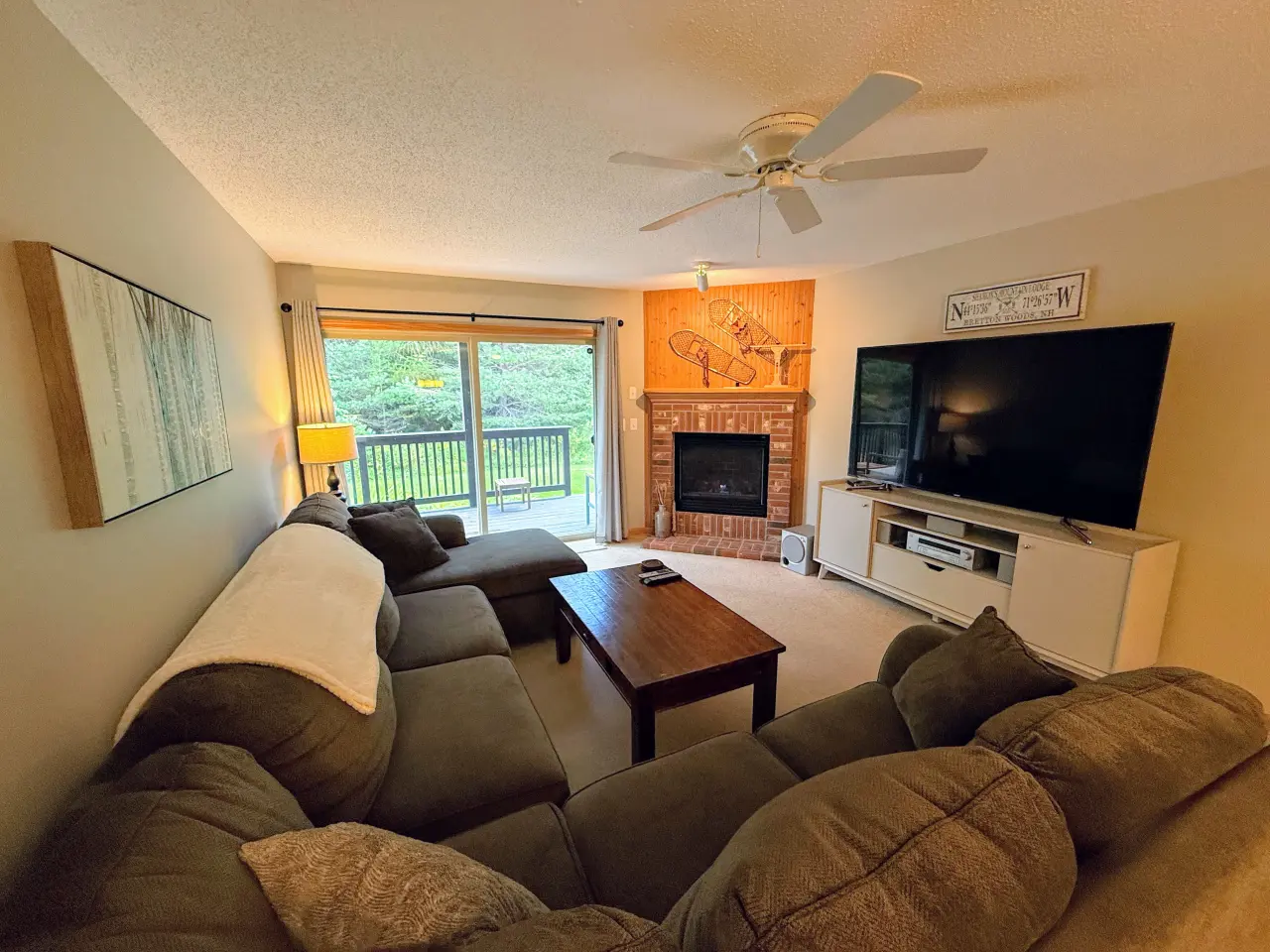 Condo ∙ 3 Bedrooms ∙ 6 Guests - Bethlehem, NH