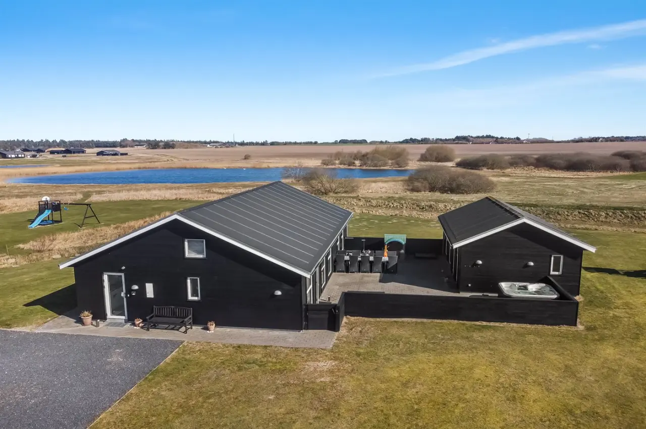 122 m&sup2; Ferienhaus 4 Schlafzimmer 8 G&auml;ste