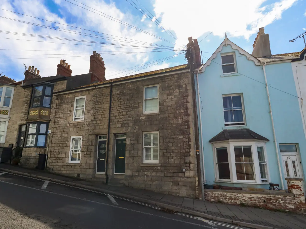 Cottage ∙ 2 Bedrooms ∙ 4 Guests - Weymouth