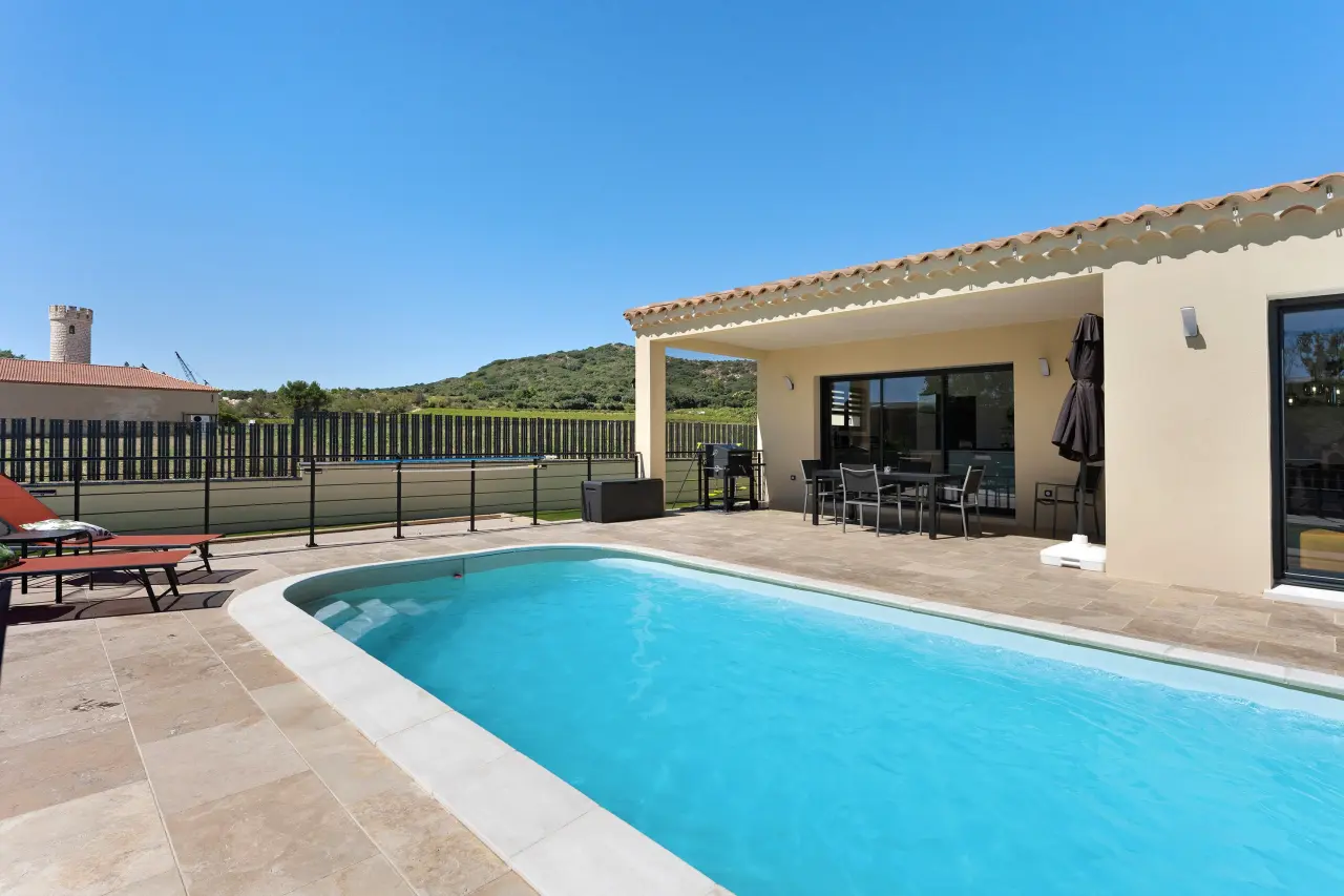135 M² Huis ∙ 3 Slaapkamers ∙ 9 Gasten - Roquemaure