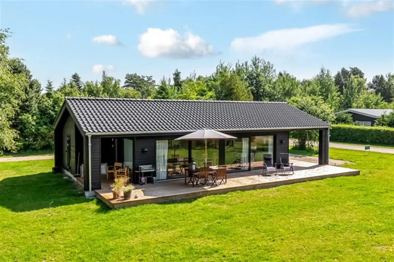 96 m&sup2; Ferienhaus 4 Schlafzimmer 6 G&auml;ste