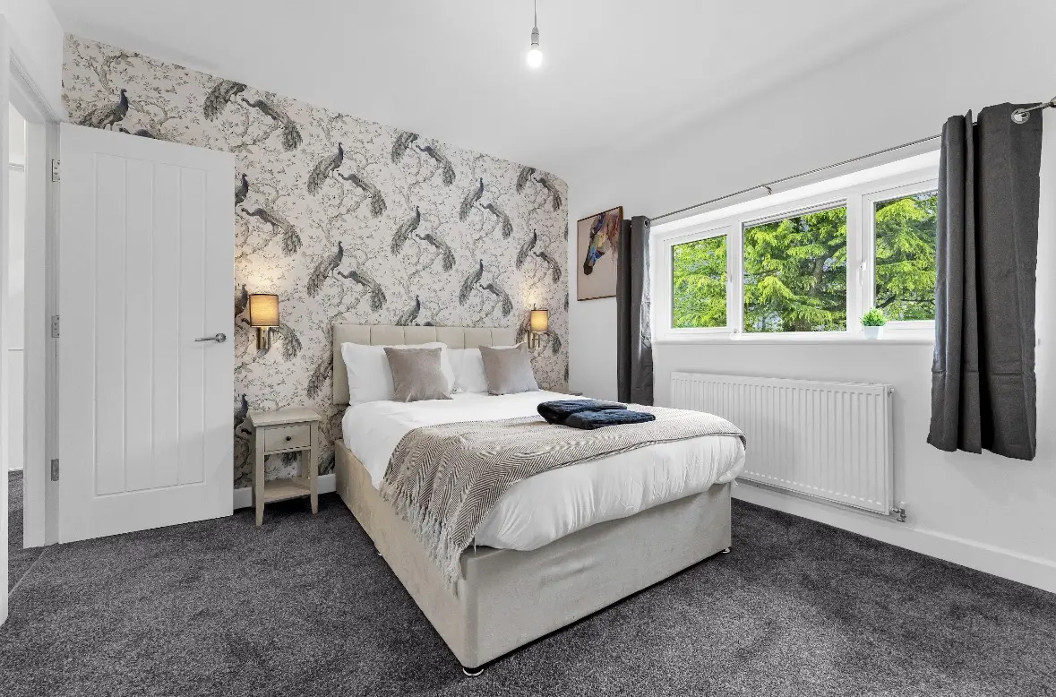 Condo ∙ 5 Bedrooms ∙ 10 Guests - Rochdale