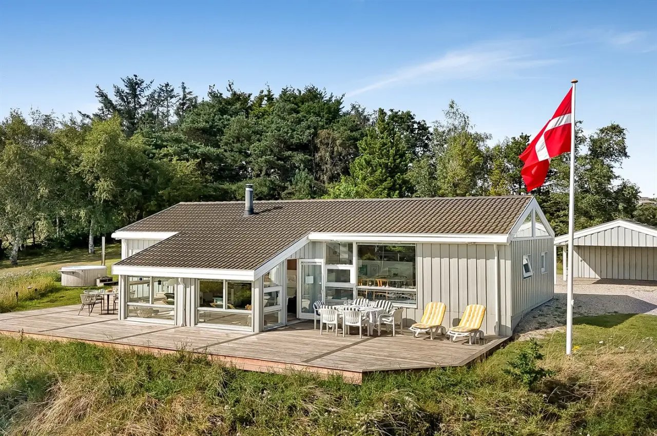 111 m&sup2; Ferienhaus 4 Schlafzimmer 7 G&auml;ste