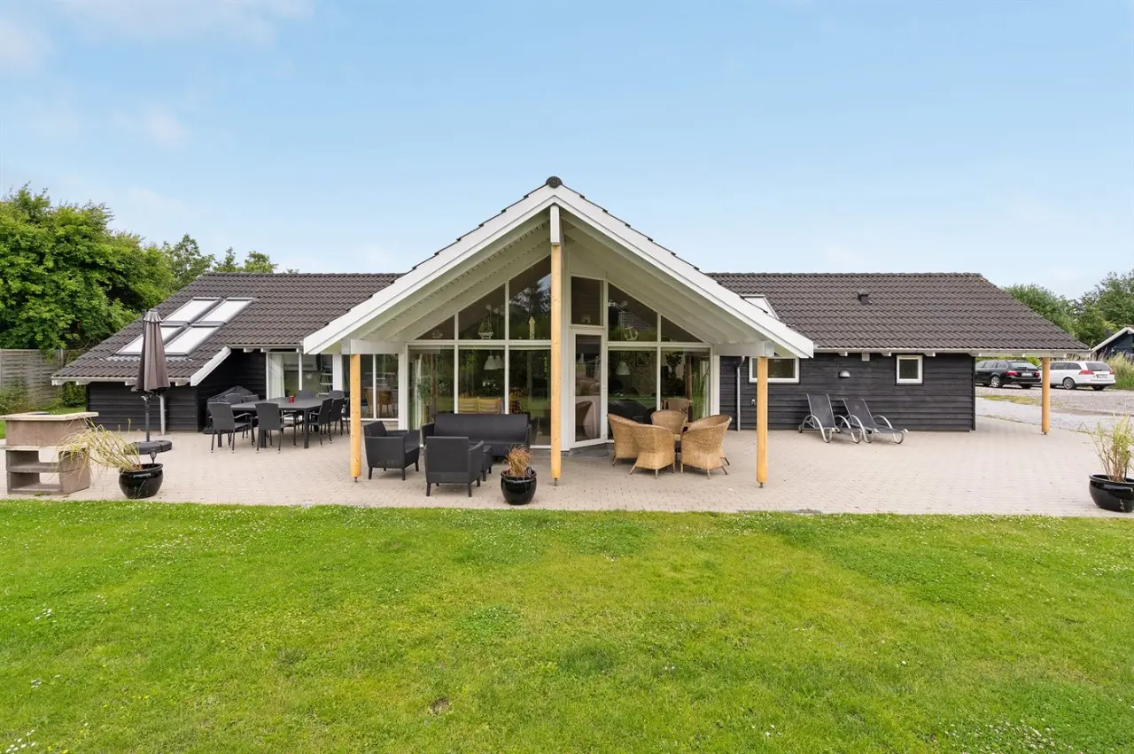 192 m&sup2; Ferienhaus 5 Schlafzimmer 14 G&auml;ste