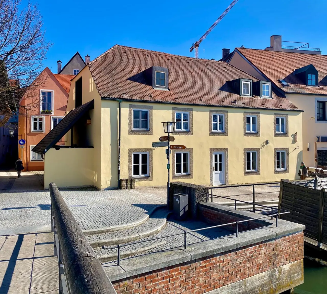 42 M² Apartment ∙ 2 Guests - Landshut