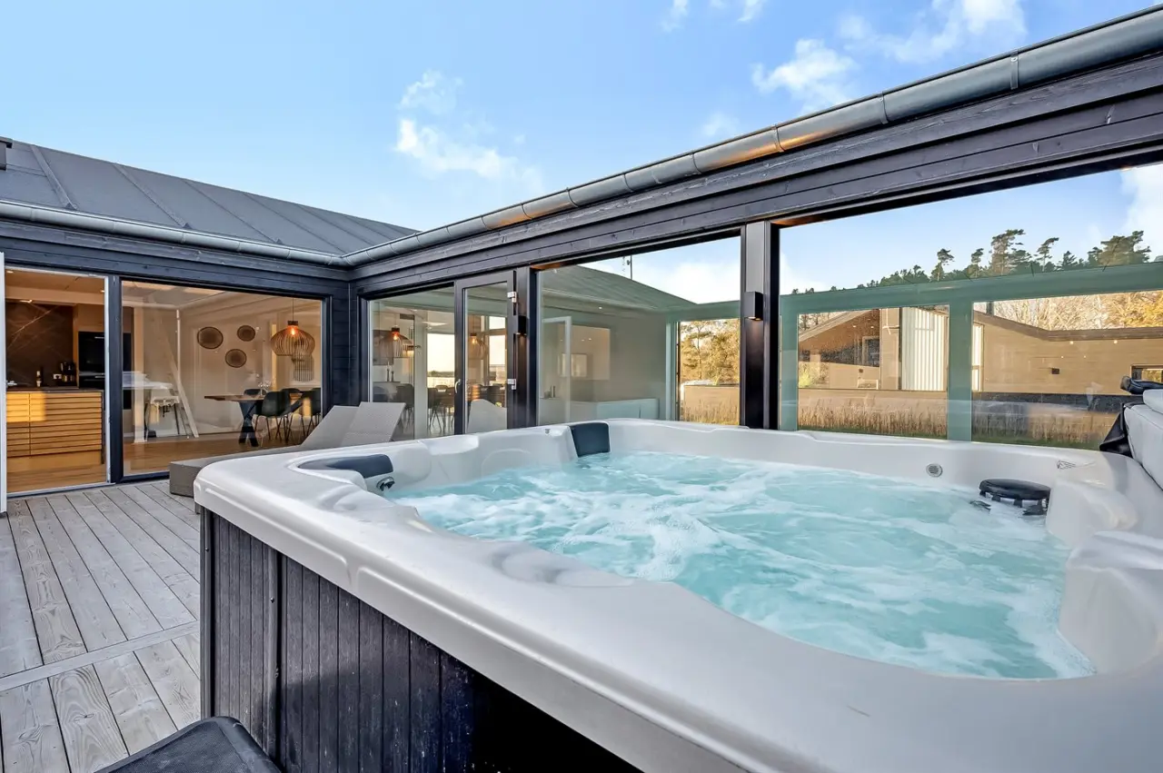 268 m&sup2; Ferienhaus 7 Schlafzimmer 22 G&auml;ste