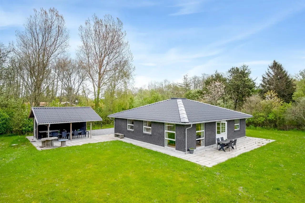 121 m&sup2; Ferienhaus 4 Schlafzimmer 12 G&auml;ste