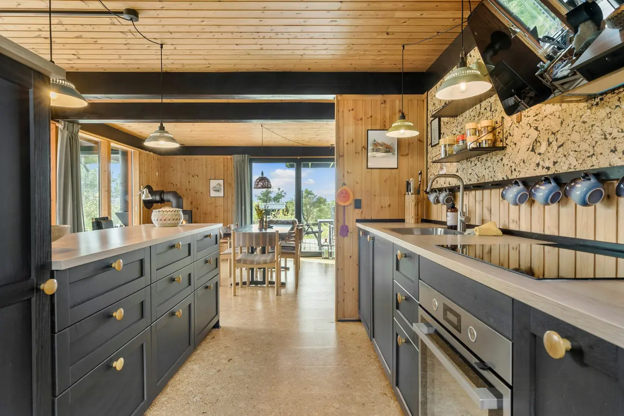 70er sommerhus med udsigt til Mols Bjerge