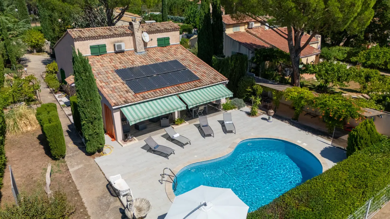 120 M² Huis ∙ 3 Slaapkamers ∙ 7 Gasten - Vidauban