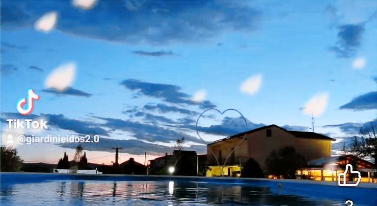 Nice farm with patio, pool & yard | Pets are welcome in Benevento