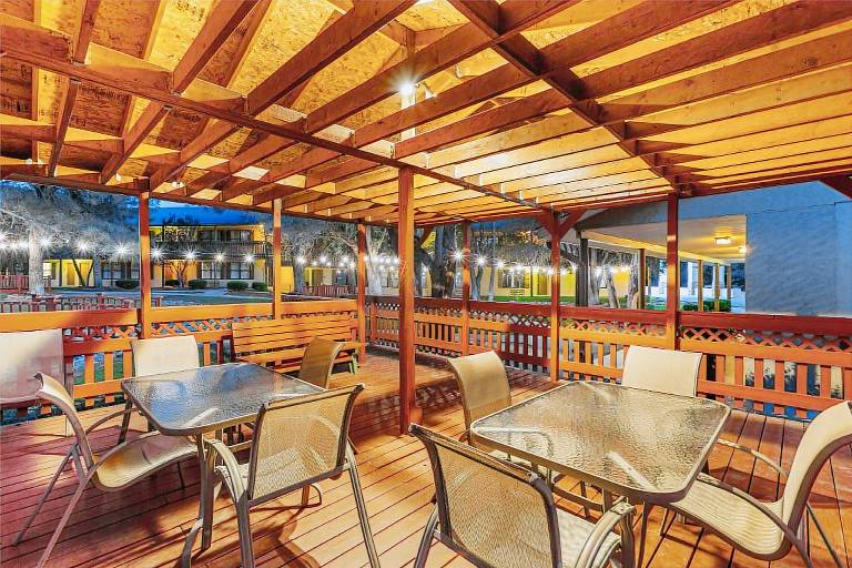 Best Western Pine Springs Inn in Ruidoso Downs, NM