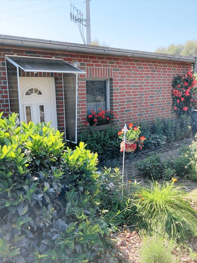 Vacation home with barbecue & patio — photo 2