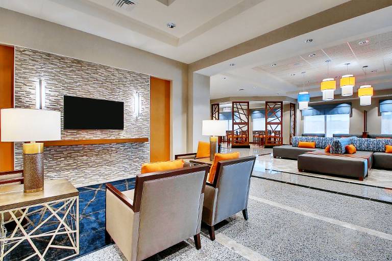 Drury Inn & Suites Iowa City Coralville — photo 2