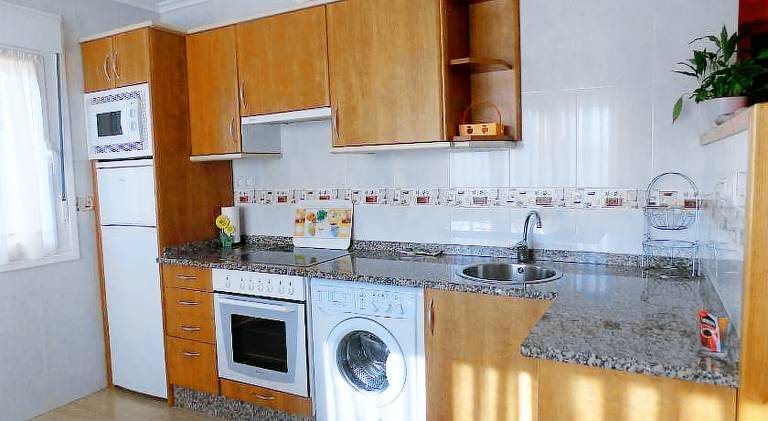 Lovely holiday apartment with terrace & garden | Dogs allowed — photo 4