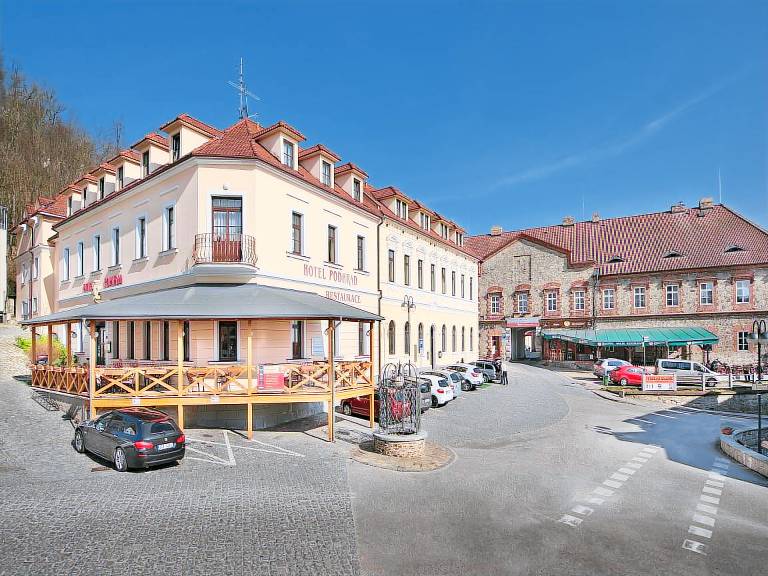 Hotel Podhrad in Hluboka nad Vltavou