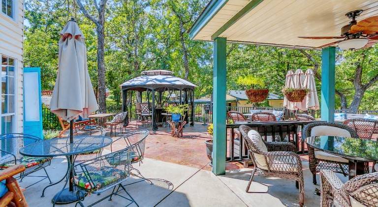 The Whispering Pines Inn — photo 5